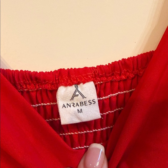 Elegant Red Tie-Waist Square Neck Maxi Dress - Picture 2 of 6